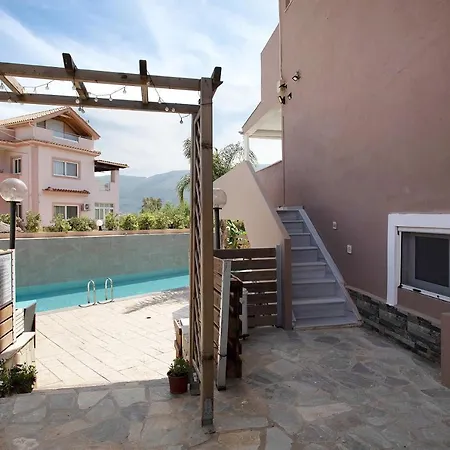 Dionysia 9 * 阿利卡纳斯